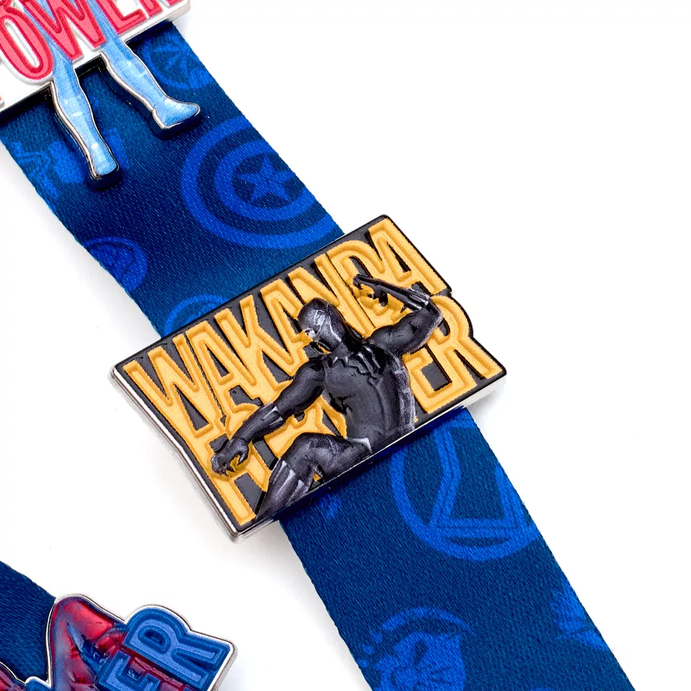Disney Store Ensemble Pin's Et Tour De Cou Avengers â Image 5